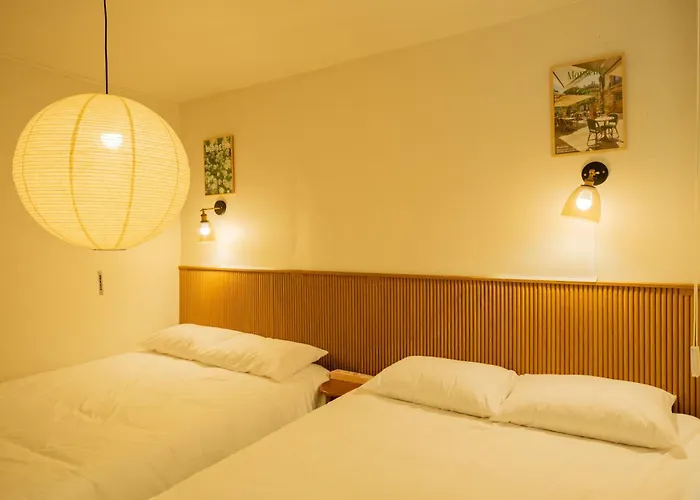 Busan, 6 People, Walking Distance To Gwangalli Beach, Parking Available, Nampo남천스테이 88 Pusan