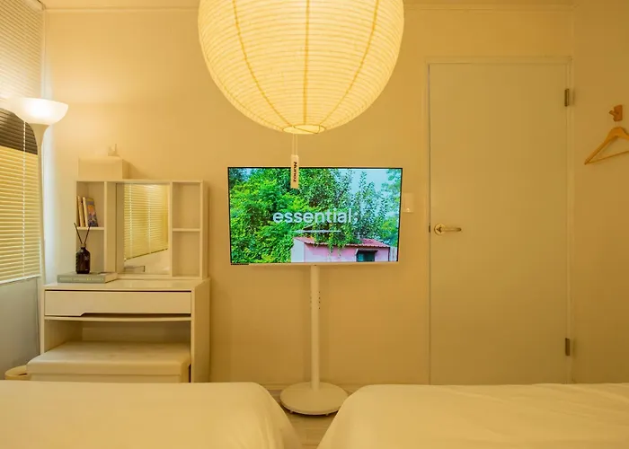 Busan, 6 People, Walking Distance To Gwangalli Beach, Parking Available, Nampo남천스테이 88 * Pusan